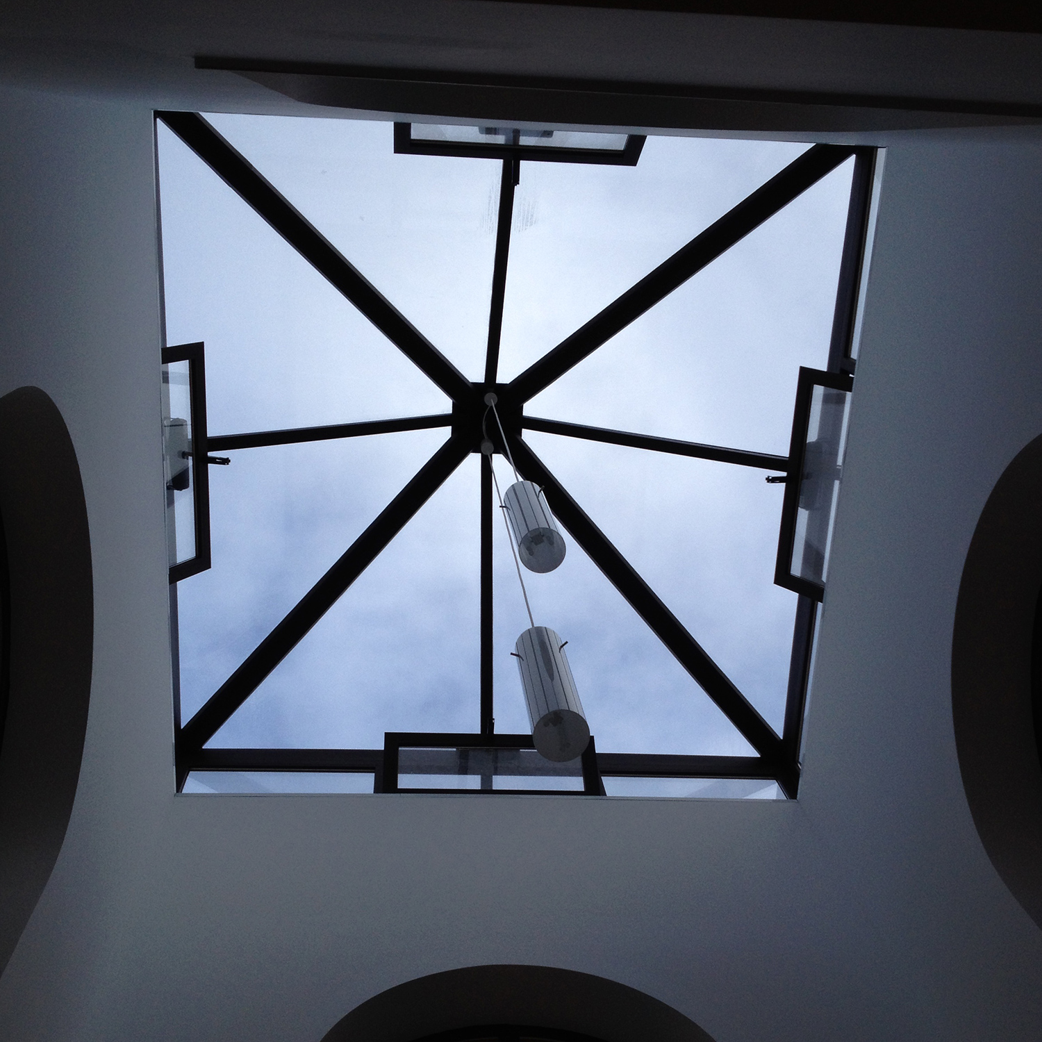 Imagen de montera lucernario en interior de vivienda